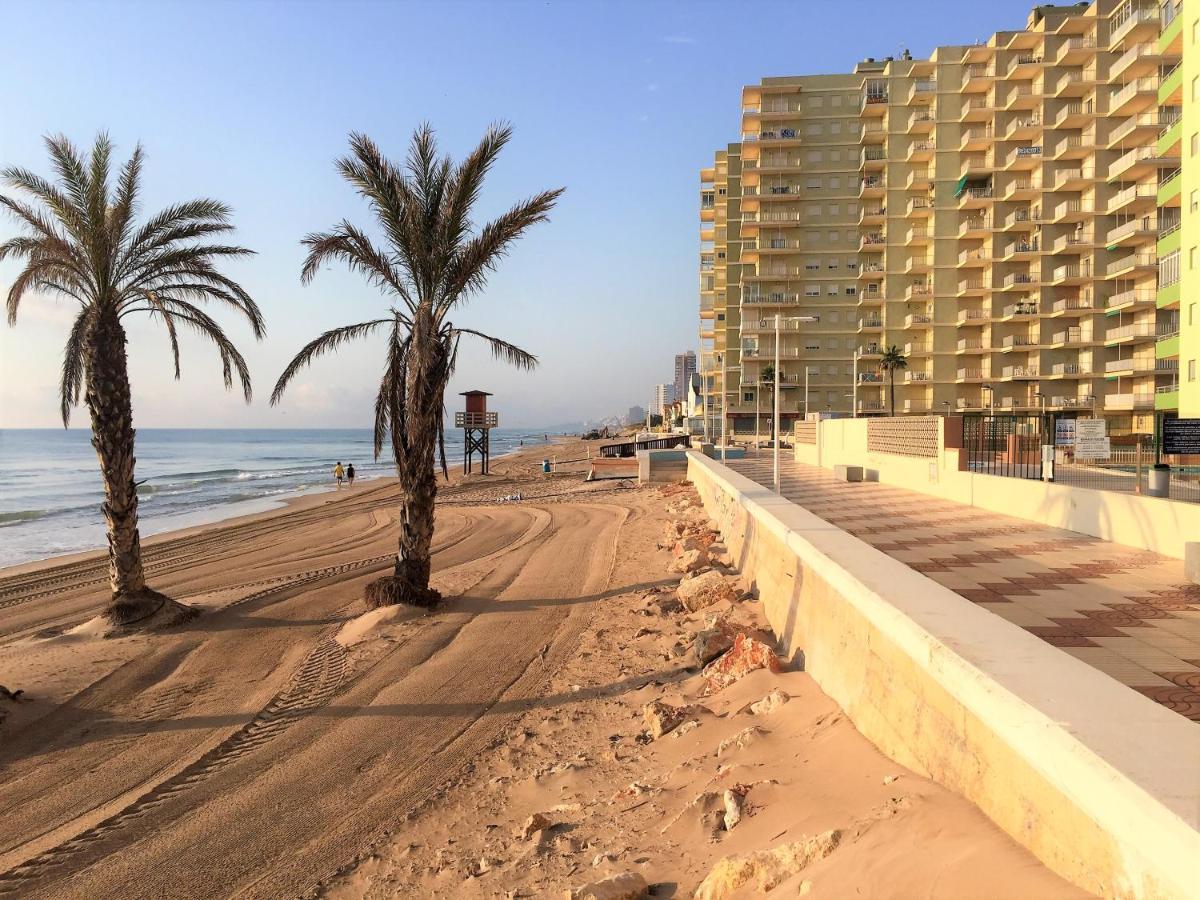 Beachfront And Peaceful Apartment Mareny Barraquetas Екстер'єр фото