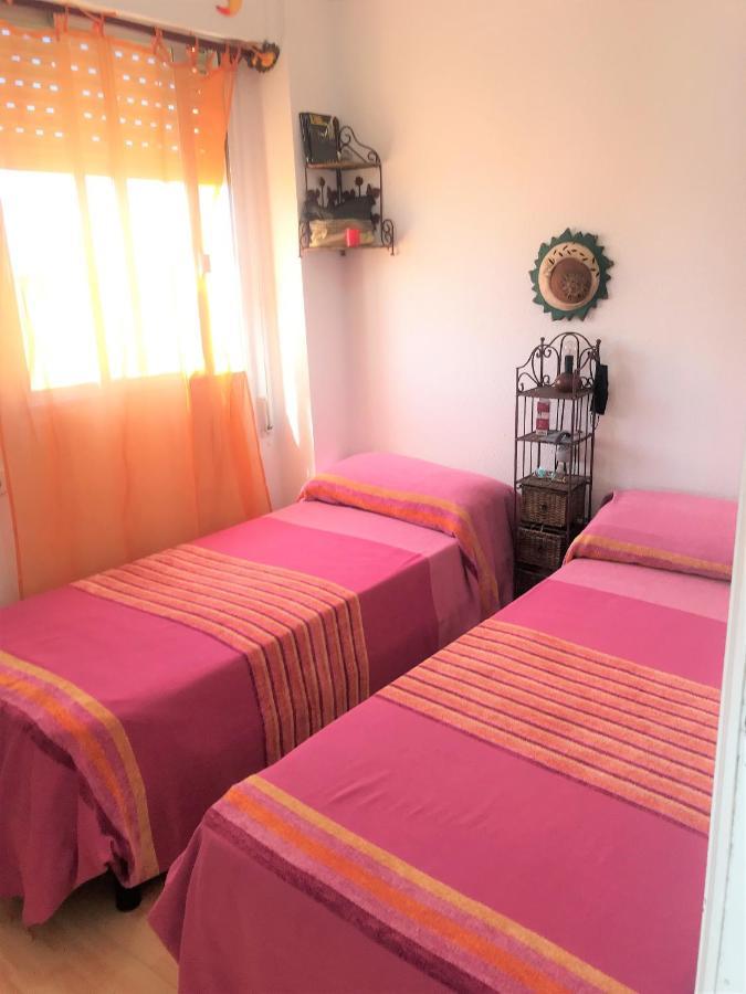 Beachfront And Peaceful Apartment Mareny Barraquetas Екстер'єр фото