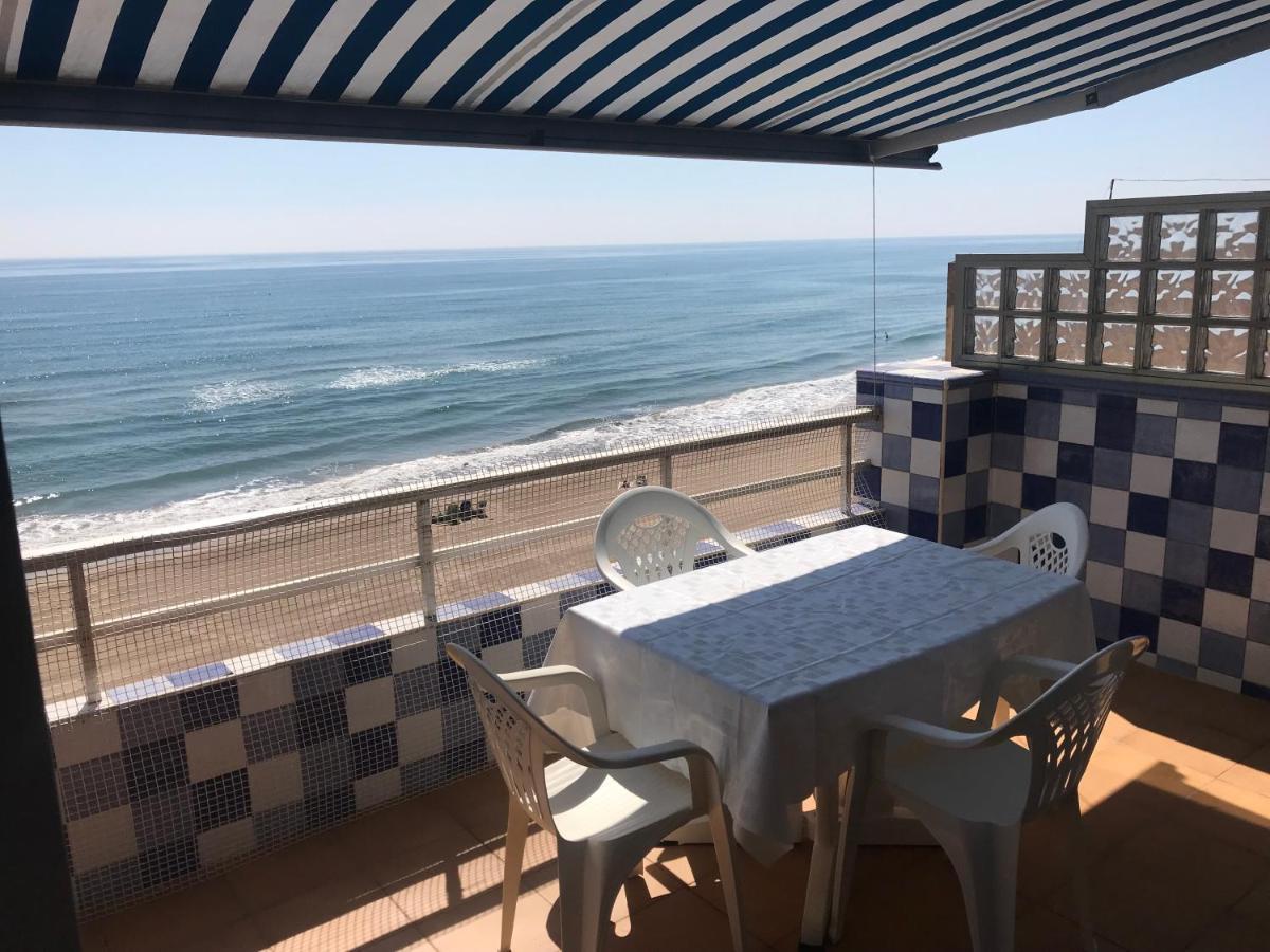 Beachfront And Peaceful Apartment Mareny Barraquetas Екстер'єр фото