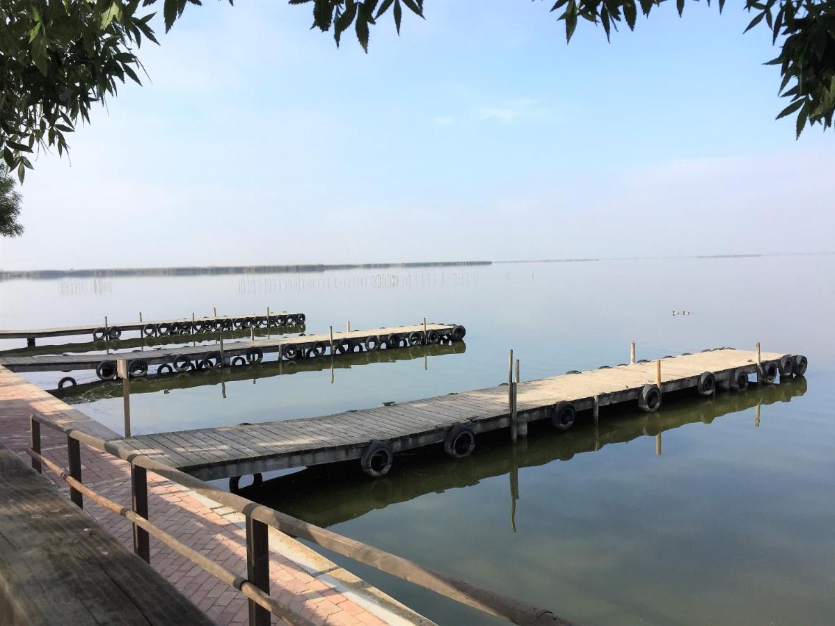 Beachfront And Peaceful Apartment Mareny Barraquetas Екстер'єр фото